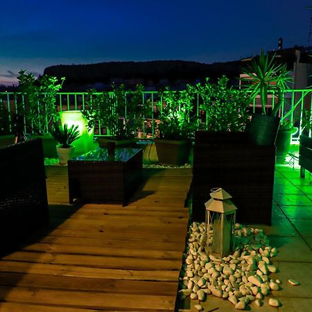 Appartement Renovated Studio With Roof Garden Access, 15 M Walk To Acropolis à Athènes Extérieur photo
